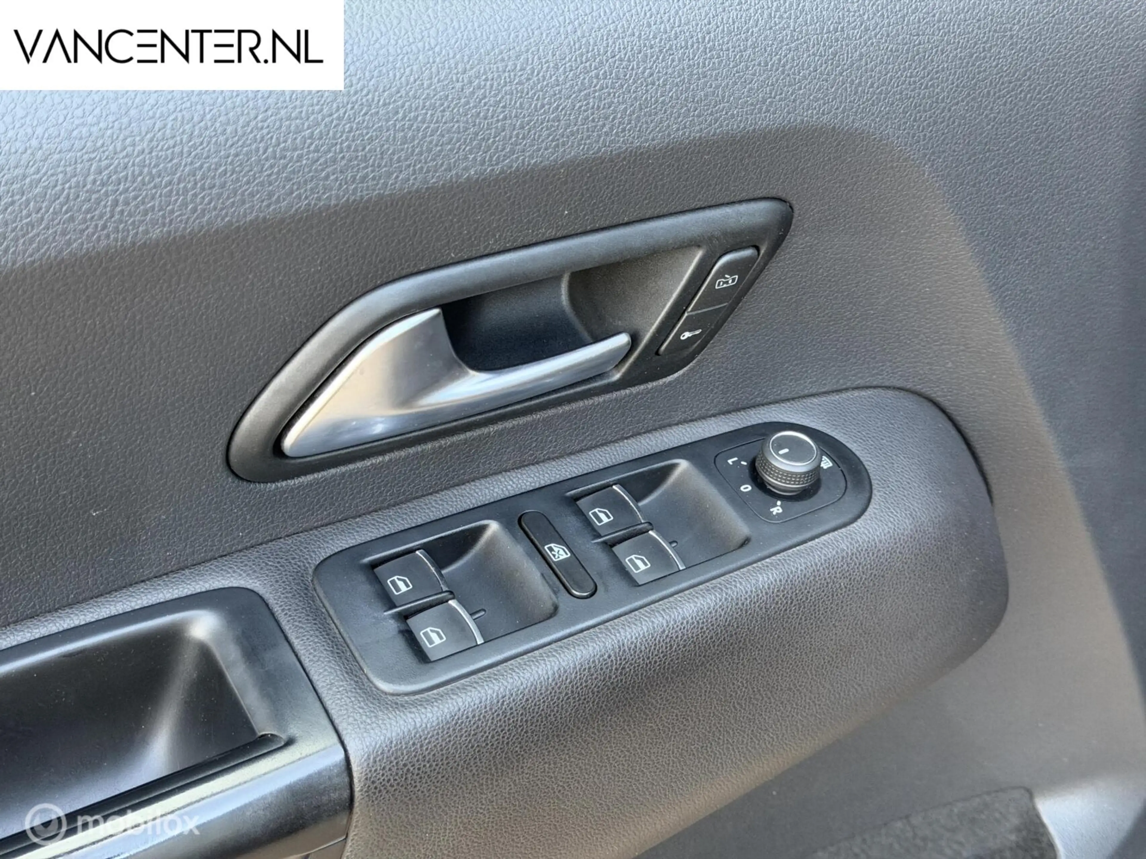 Volkswagen Amarok 5 pers. 3.0 V6 TDI 4Motion DC Highline LED — photo 10