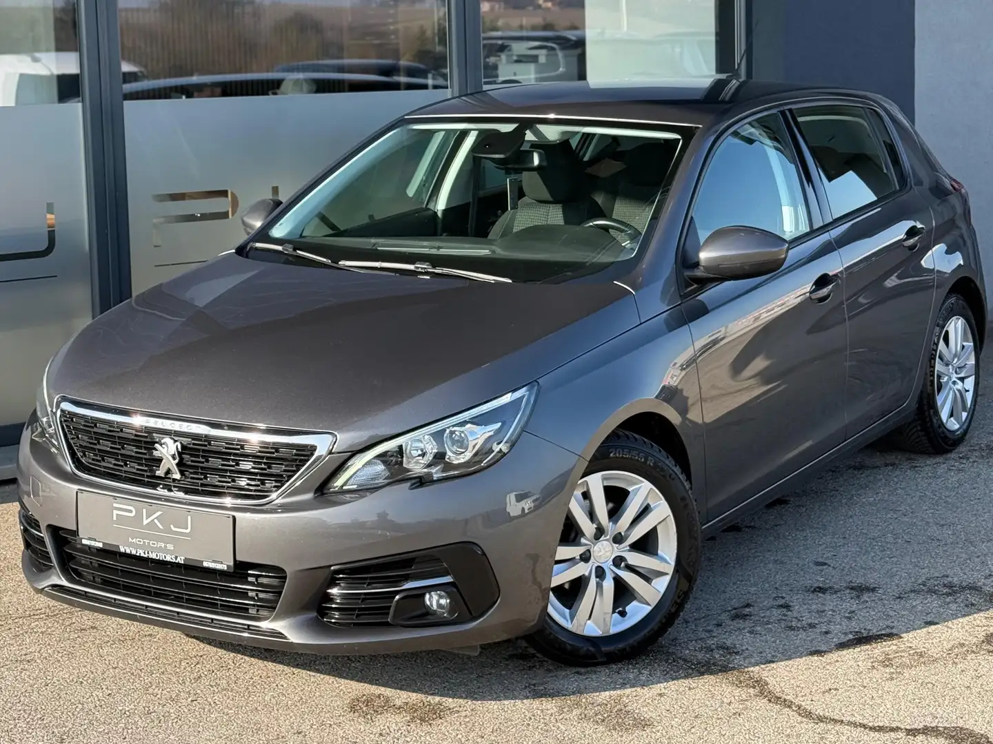 Peugeot 308 308 1,5 BlueHDI 100 Active S&S  1.BESITZ Grau - 1