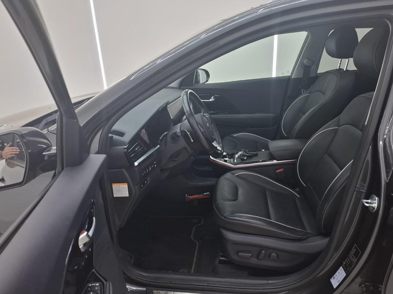 Kia e-Niro ExecutiveLine 64 kWh | 65.500 KM | SOH 100% | Pano — photo 7