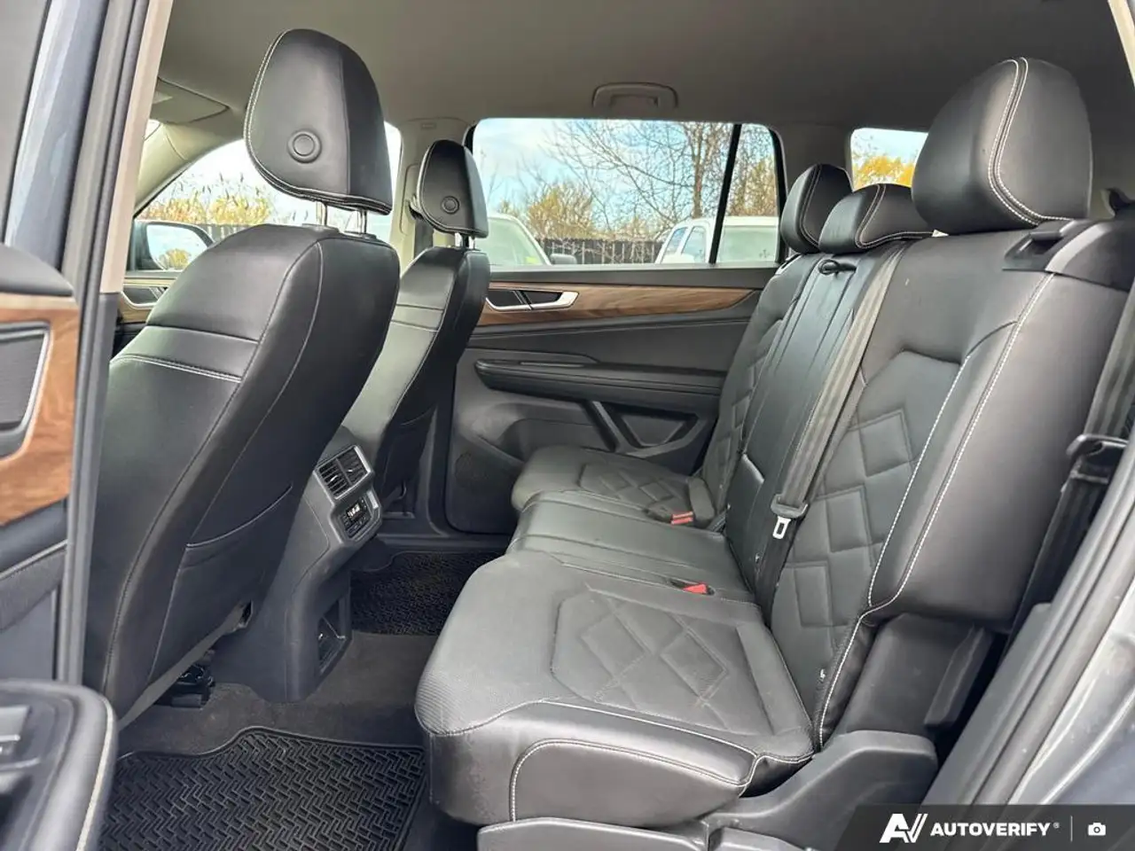 Volkswagen Atlas снимка Volkswagen Atlas