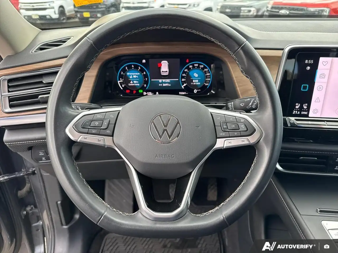 Volkswagen Atlas снимка Volkswagen Atlas