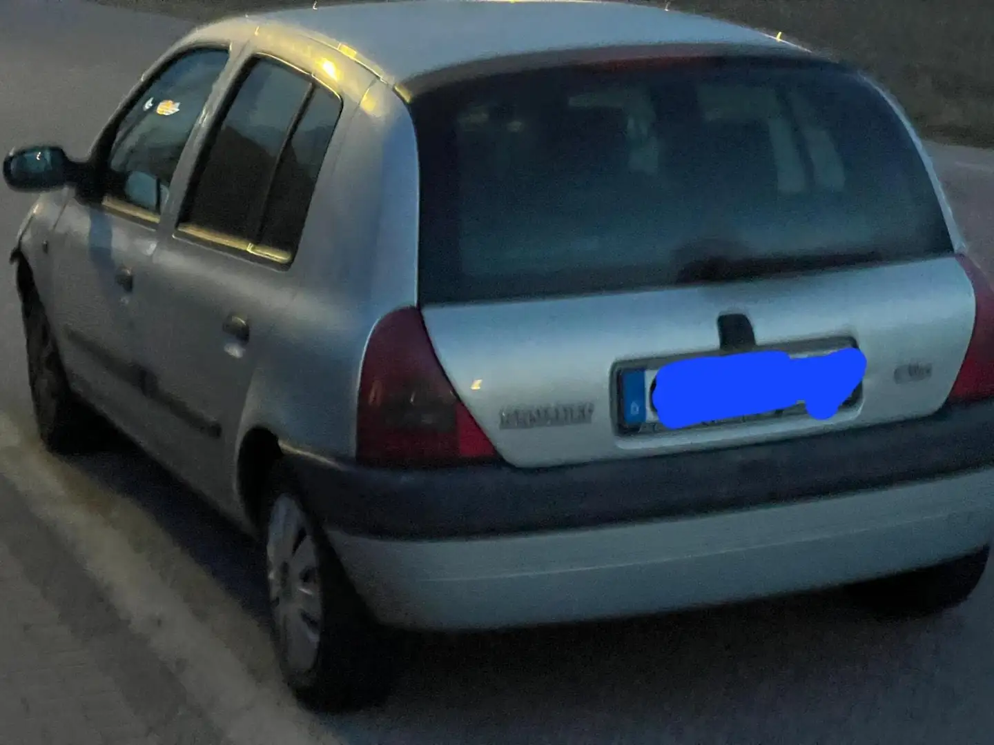 Renault Clio - 2