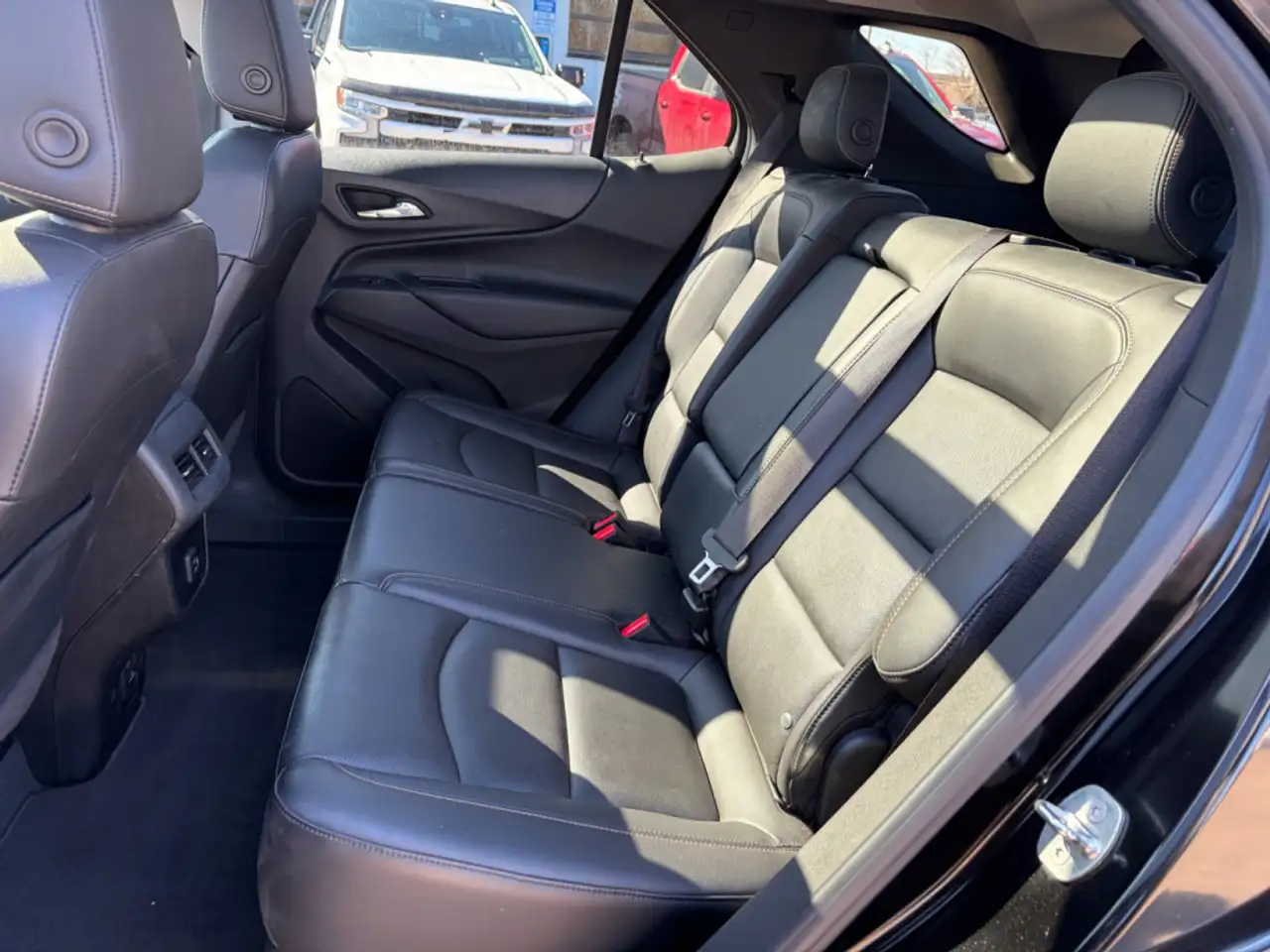 Chevrolet Equinox снимка Chevrolet Equinox