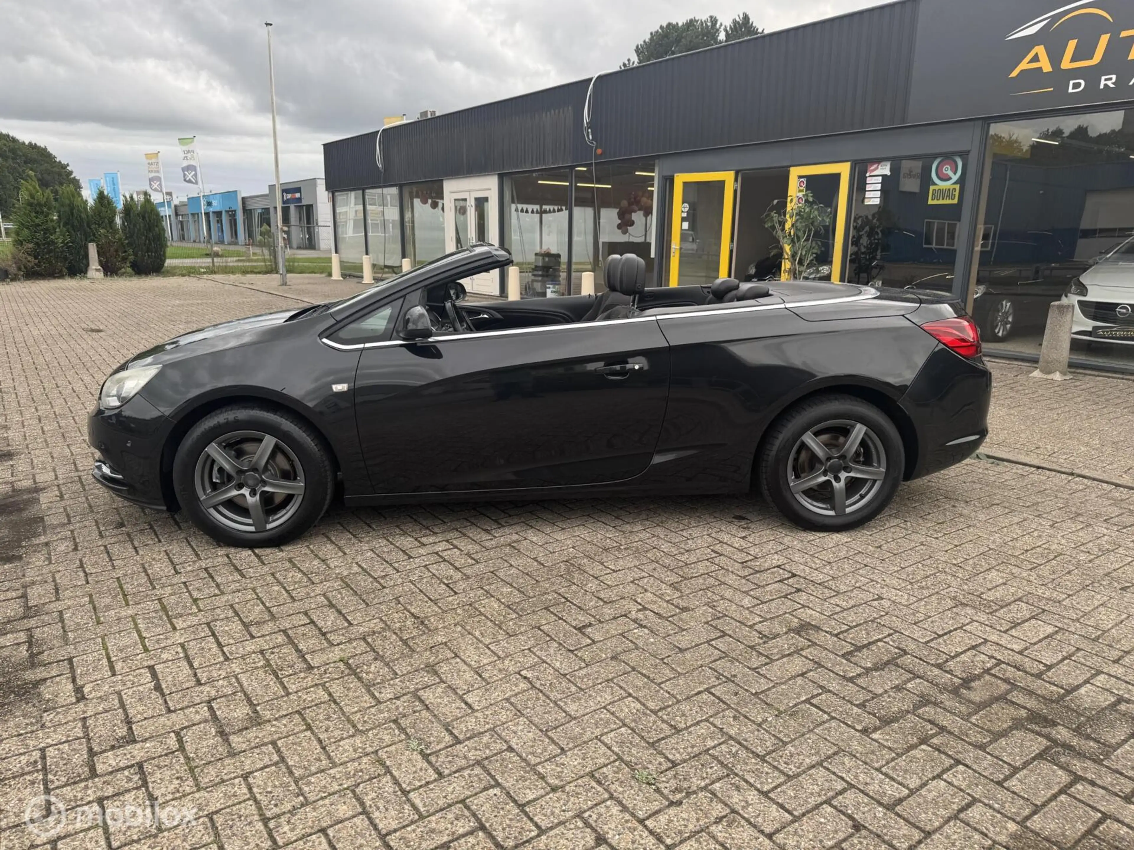 Opel Cascada 1.6 Turbo Cosmo navi lm velgen leer 88251 km Casca — photo 2