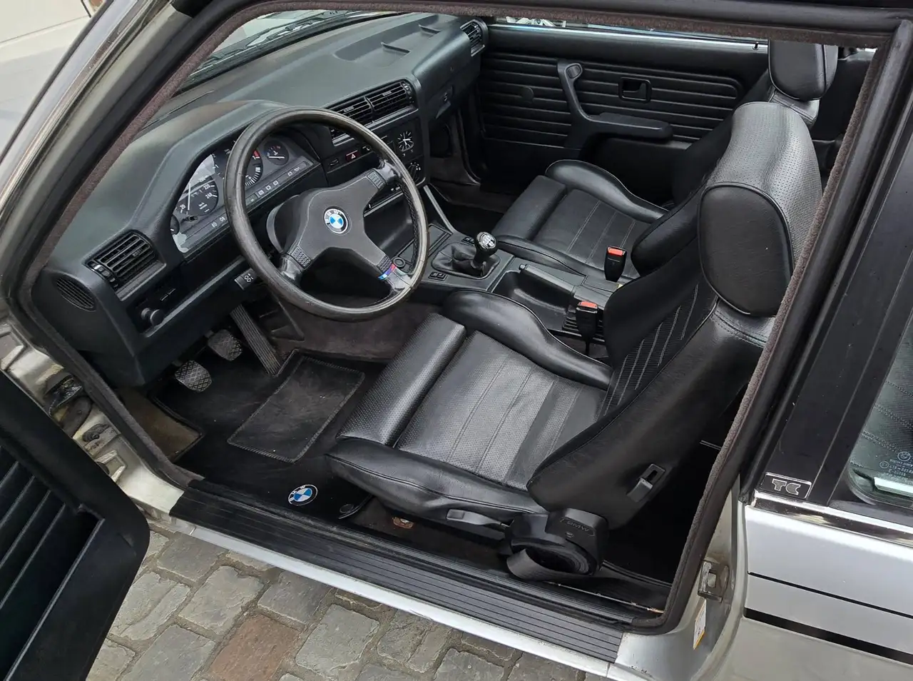 BMW 323 BAUR, foto 11