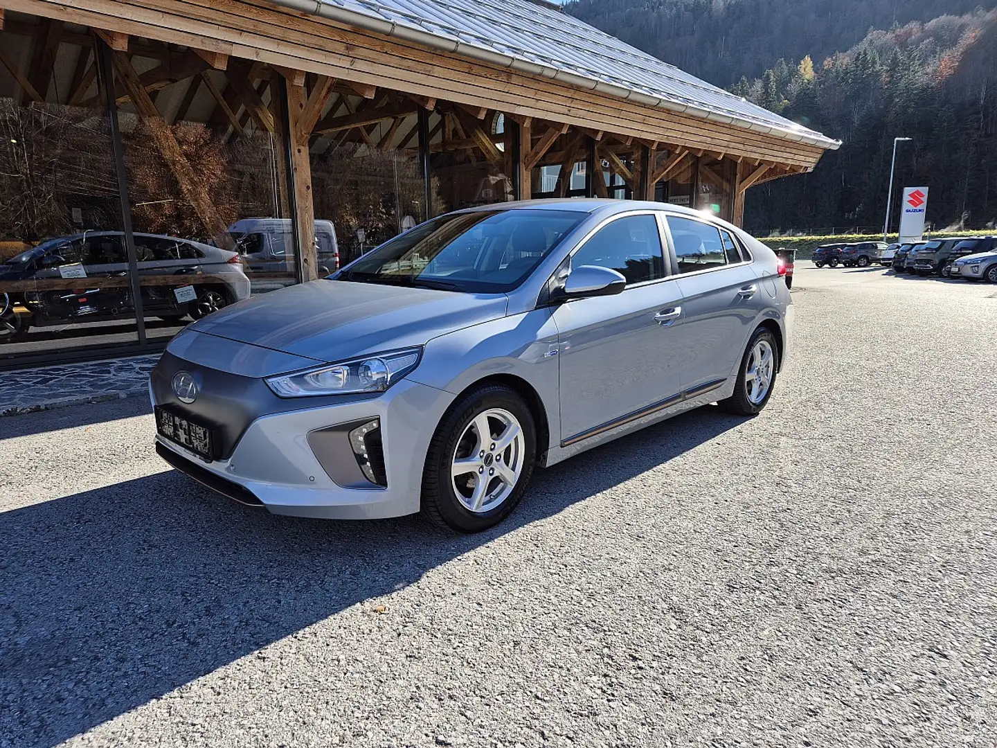 Hyundai IONIQ Ioniq Elektro Level 3 Aut. Silber - 1
