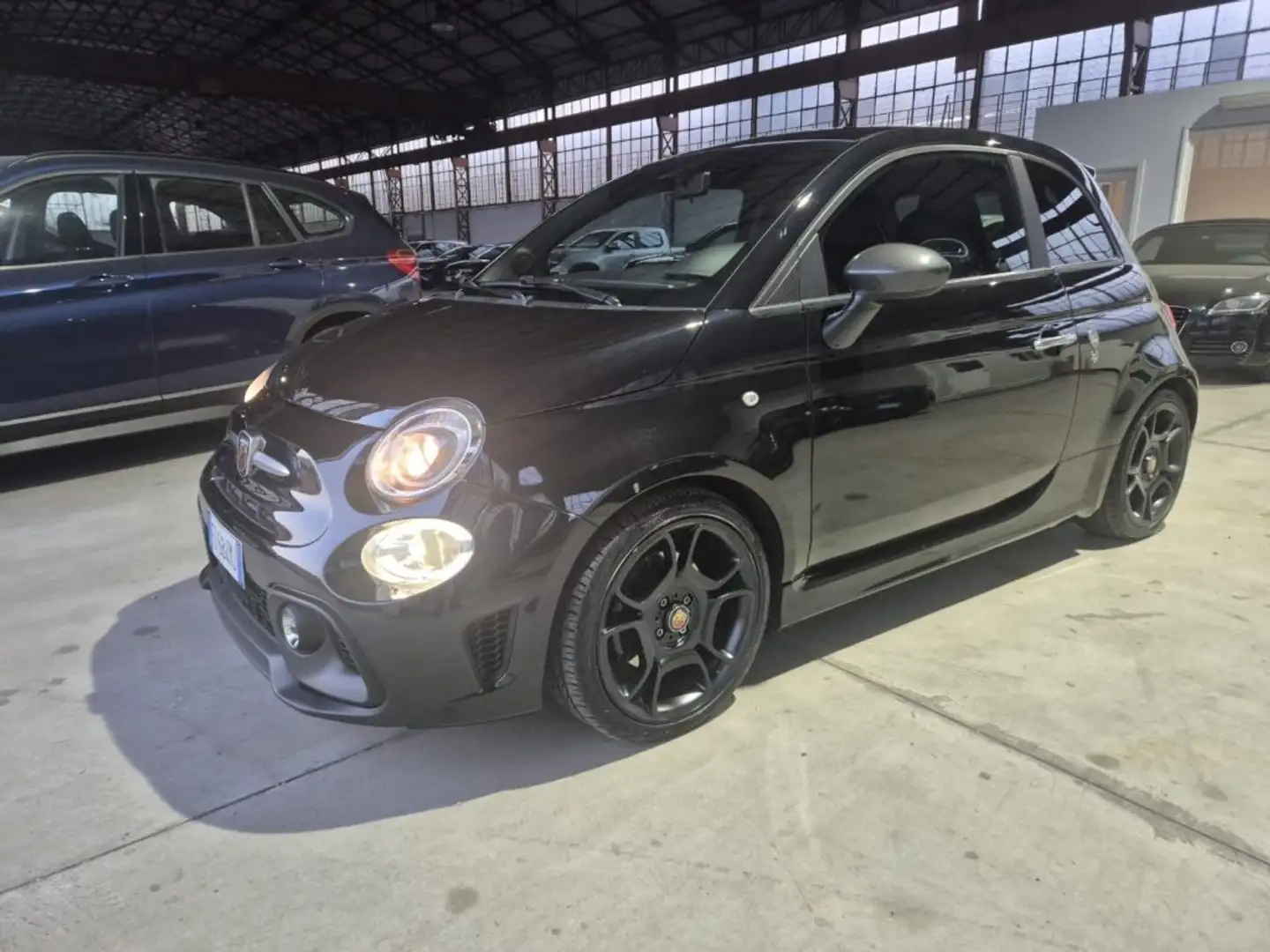 Abarth 595 1.4 Turbo T-Jet 165 CV Turismo 70 ANNIVERSARIO Nero - 2