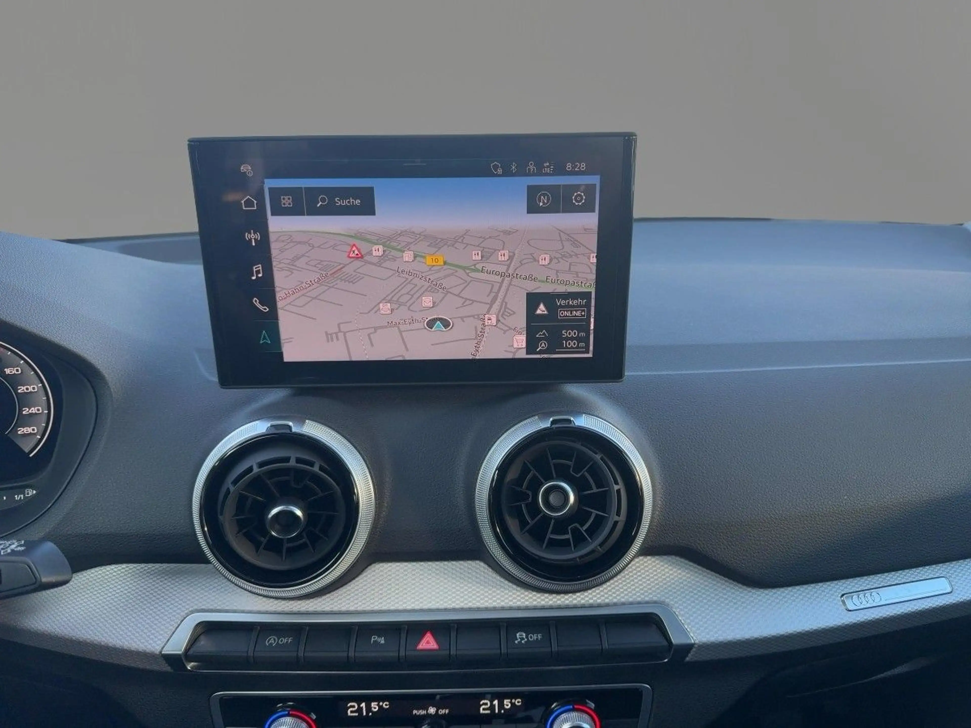 Audi Q2 S line 30 TDI MATRIX PANO KAM EL-HECKKL. SHZ — photo 12