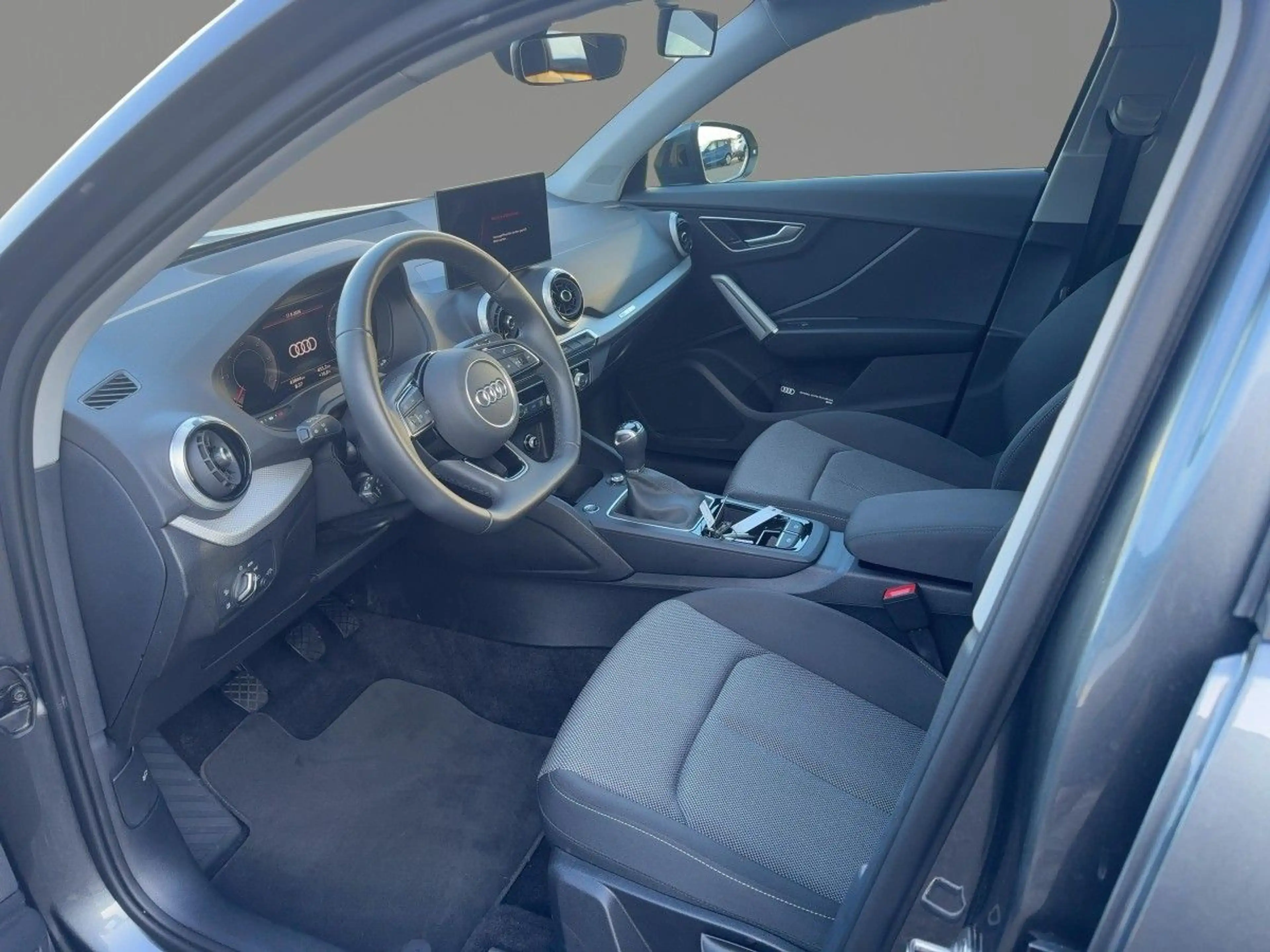 Audi Q2 S line 30 TDI MATRIX PANO KAM EL-HECKKL. SHZ — photo 8