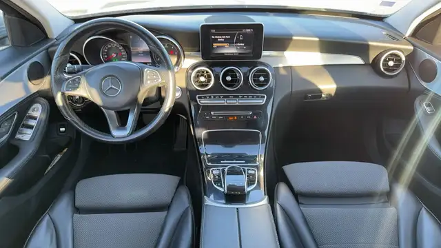 Mercedes-Benz C-Class view 11