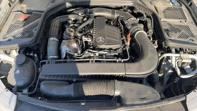 Mercedes-Benz C-Class view 15