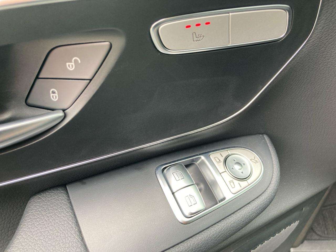 Mercedes-Benz V 250