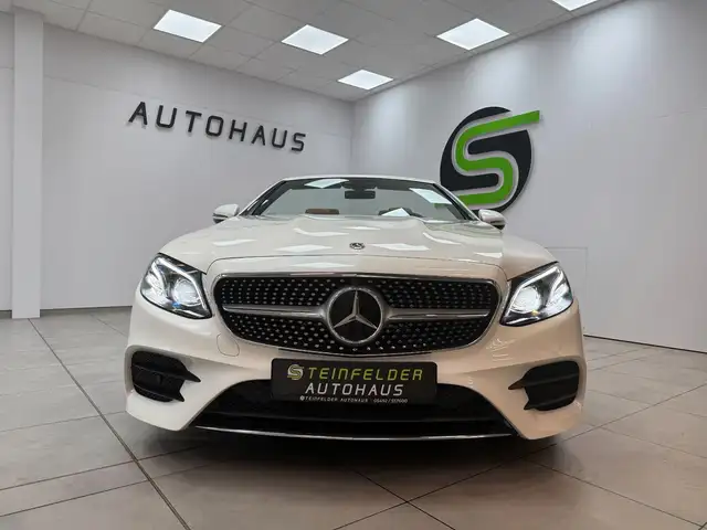 Mercedes-Benz E-Class view 3