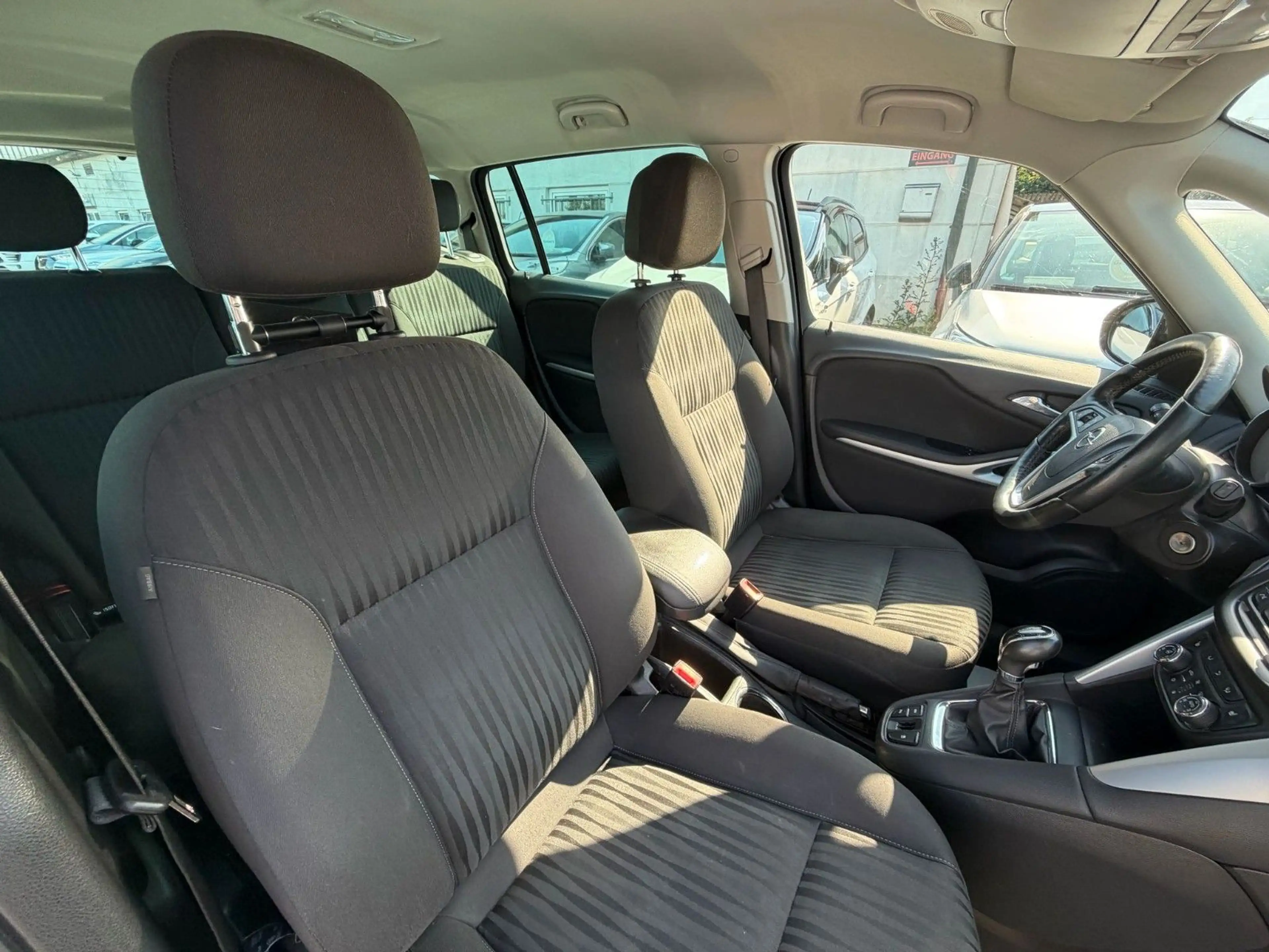 Opel Zafira Tourer Zafira C 1.6 CDTI, 7Sitzer, Navi, PDC, SZH,2Hand — photo 14
