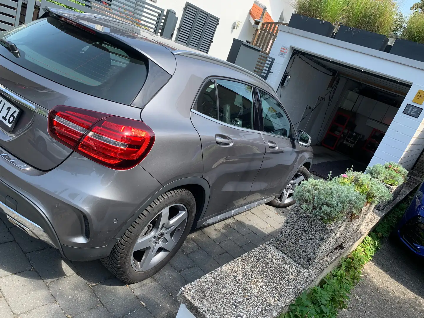Mercedes-Benz GLA 250 GLA 250 4Matic 7G-DCT Style,Leder,Kamera,LED Сірий - 1