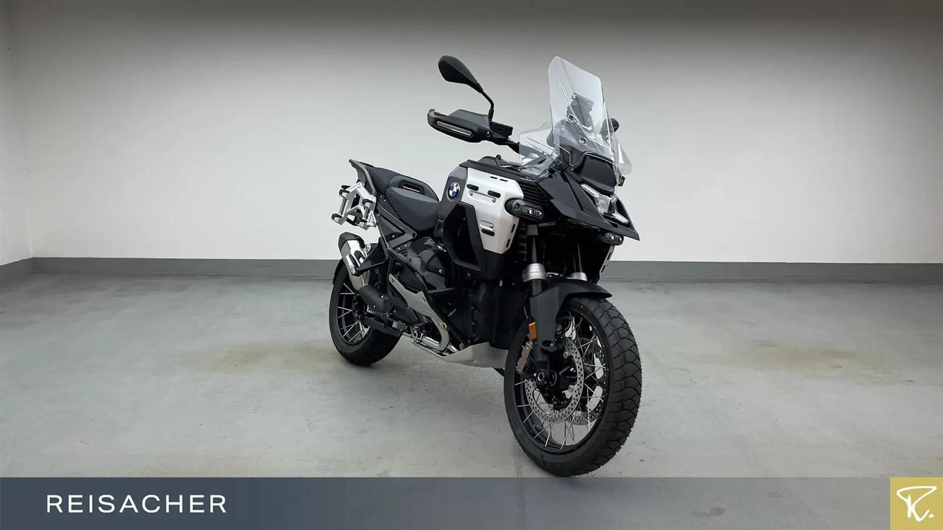 BMW R 1300 GS Adventure TripleBlack+Höhenregulierung - 1