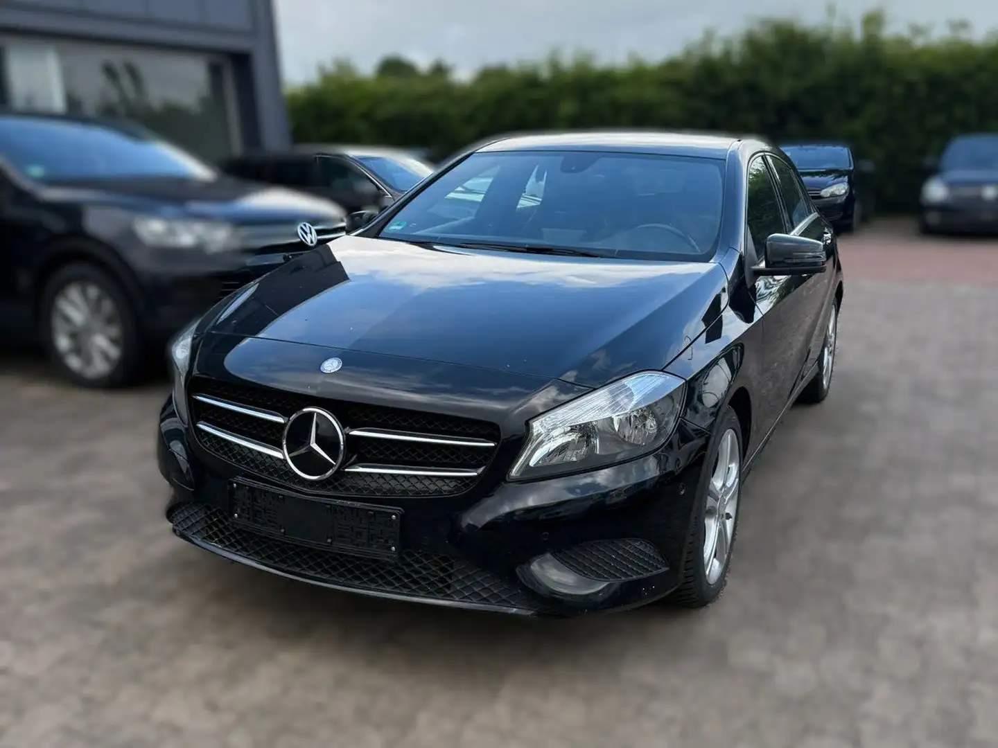 Mercedes-Benz A 180 A 180 BlueEfficiency Neu TÜV Zwart - 1