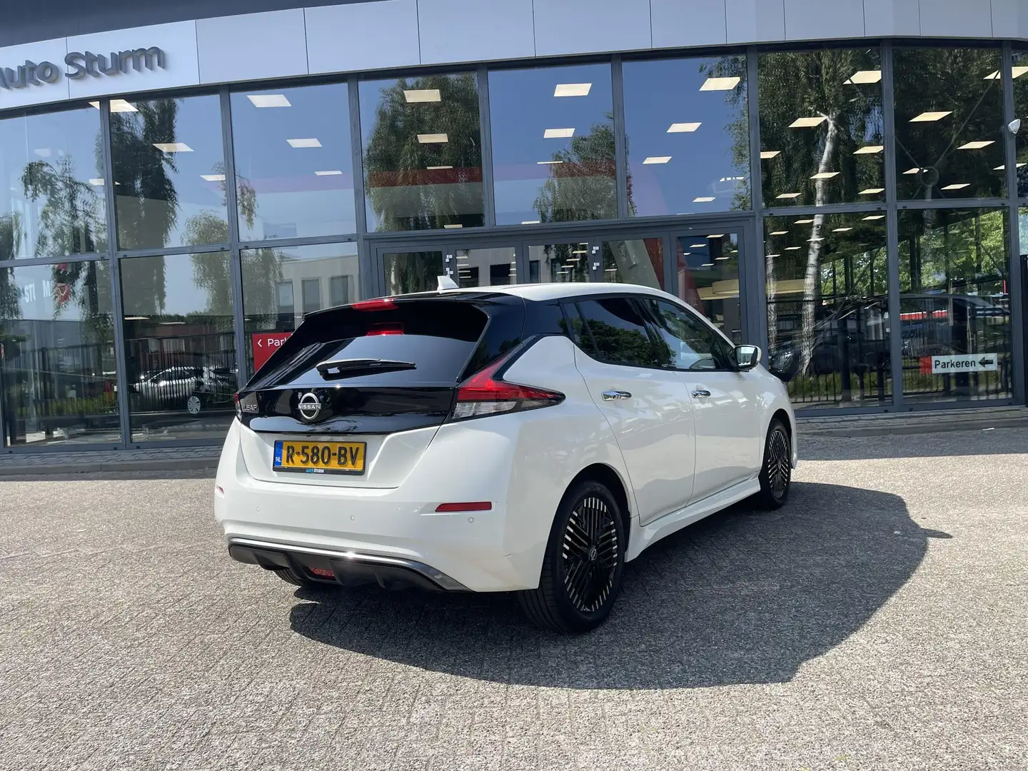 Nissan Leaf N-Connecta 40 kWh Wit - 2