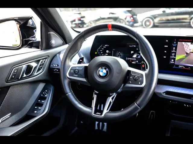 BMW 1 Series view 14