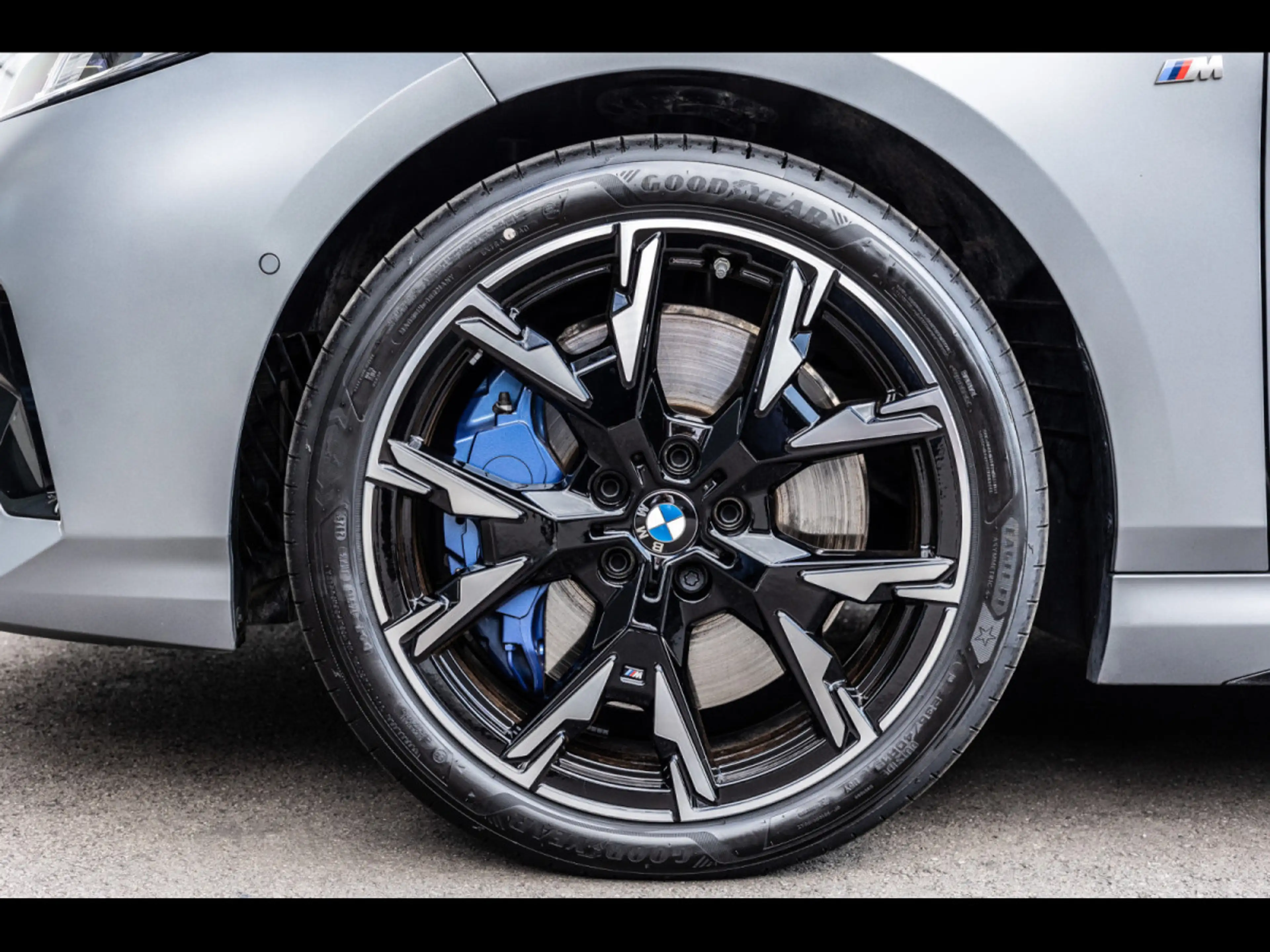BMW 135 M i XDRIVE°FACELIFT°FROZEN PURE GREY°PANO°KAM — photo 9