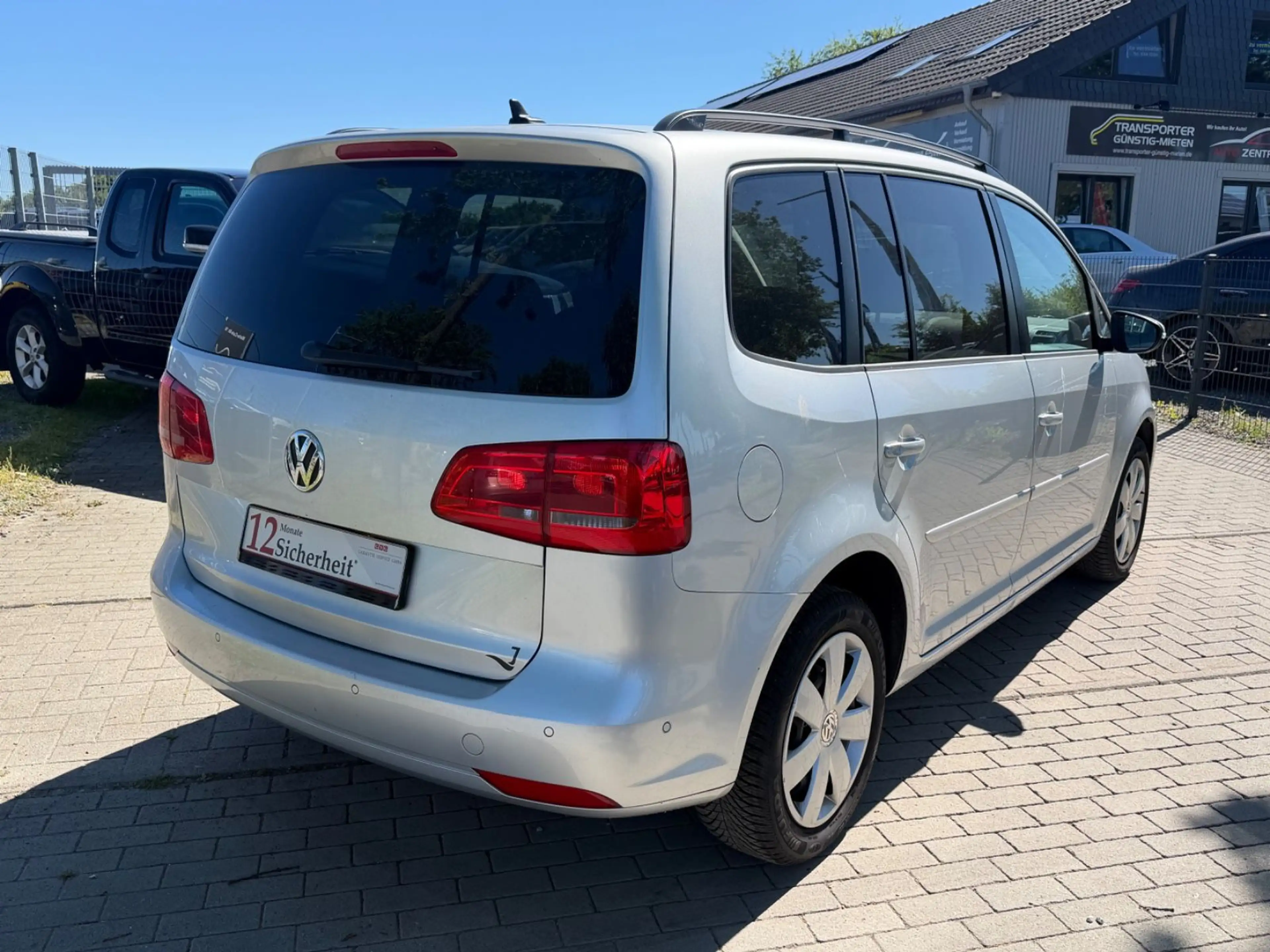 Volkswagen Touran 1.6 TDI Comfortline DSG Temp Navi PDC — photo 5