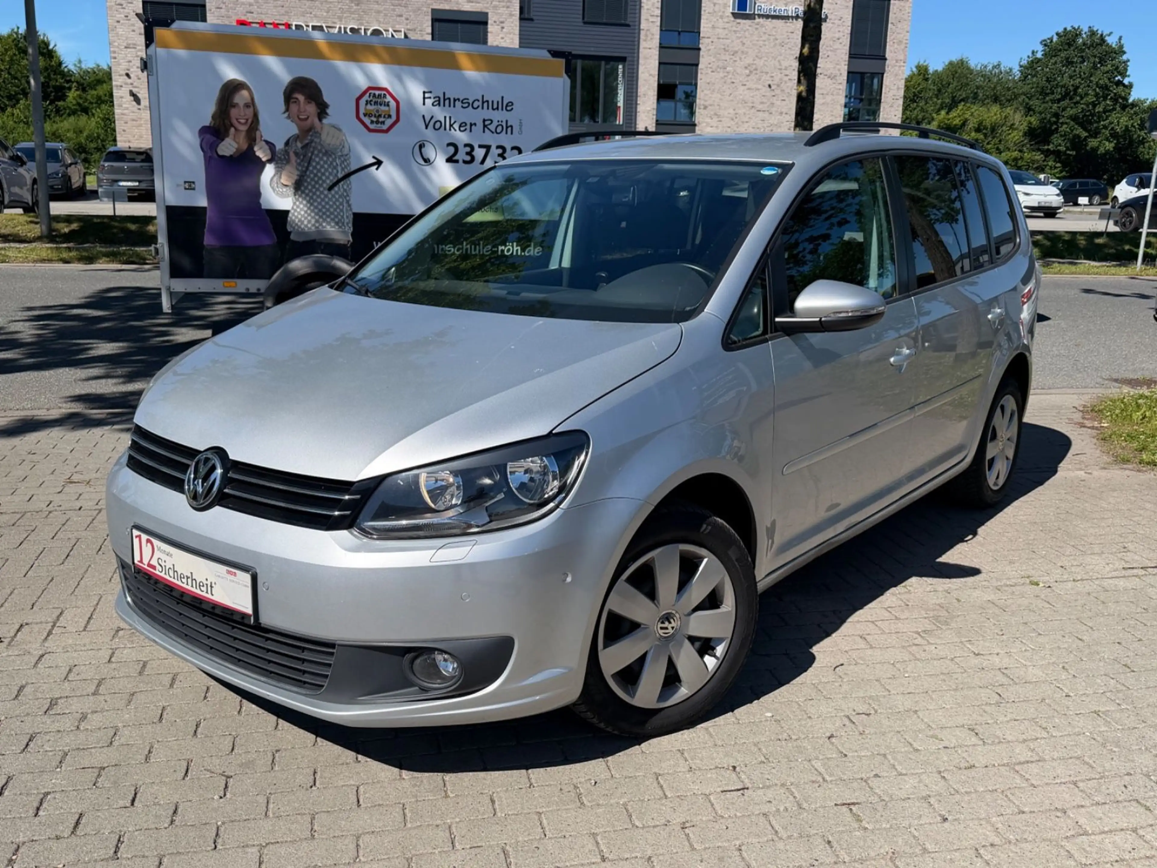 Volkswagen Touran 1.6 TDI Comfortline DSG Temp Navi PDC
