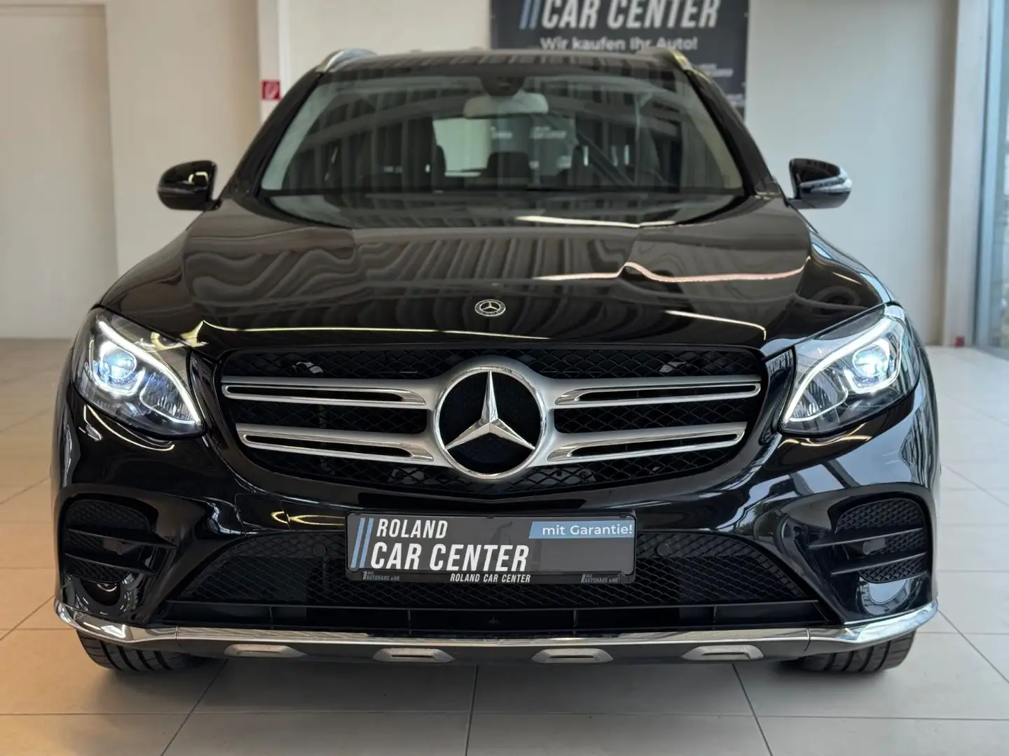 Mercedes-Benz GLC 220 d 4Matic AMG AHK Schwarz - 2