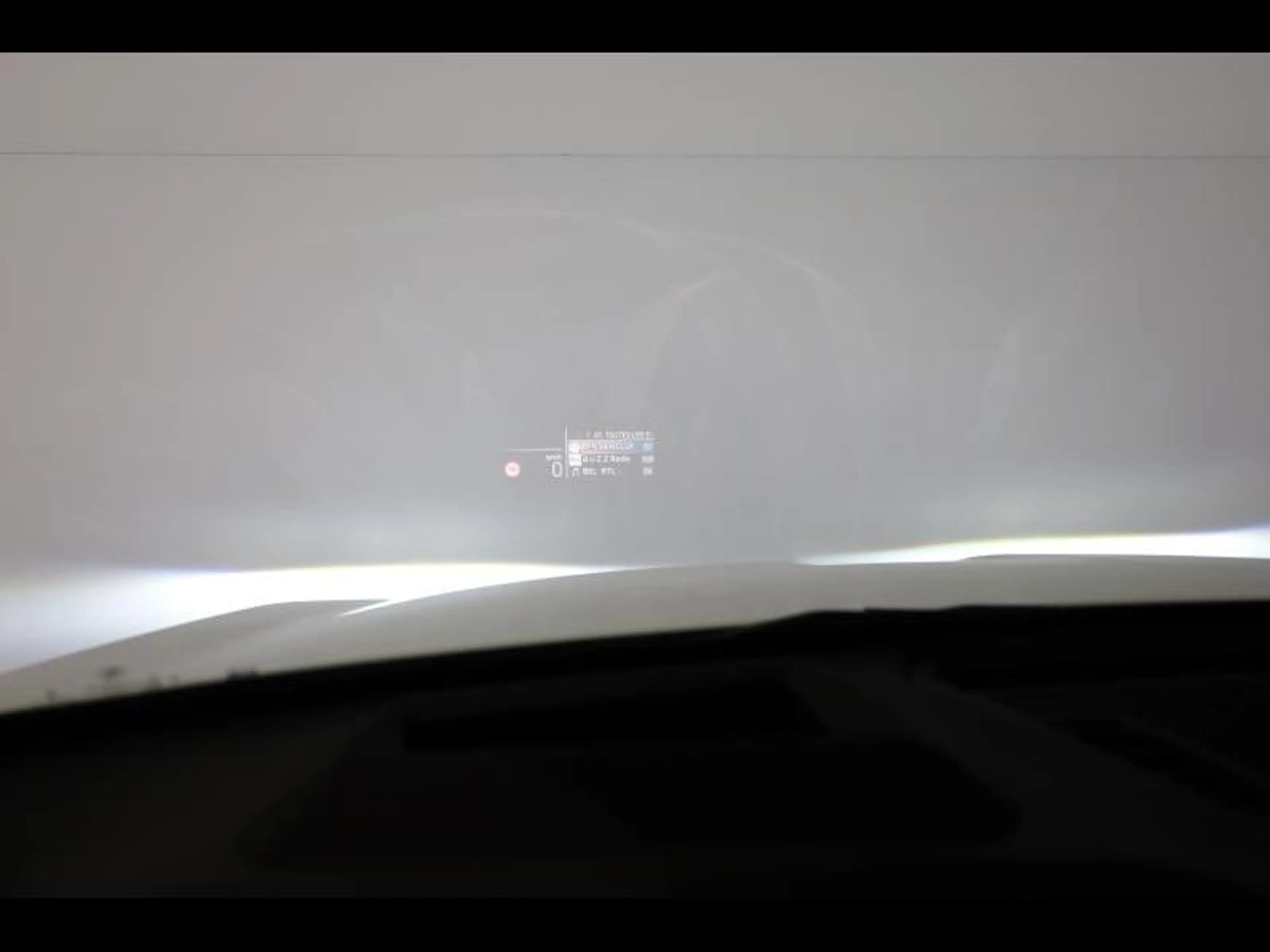 BMW iX2 eDrive20 Kit M Sport — photo 14