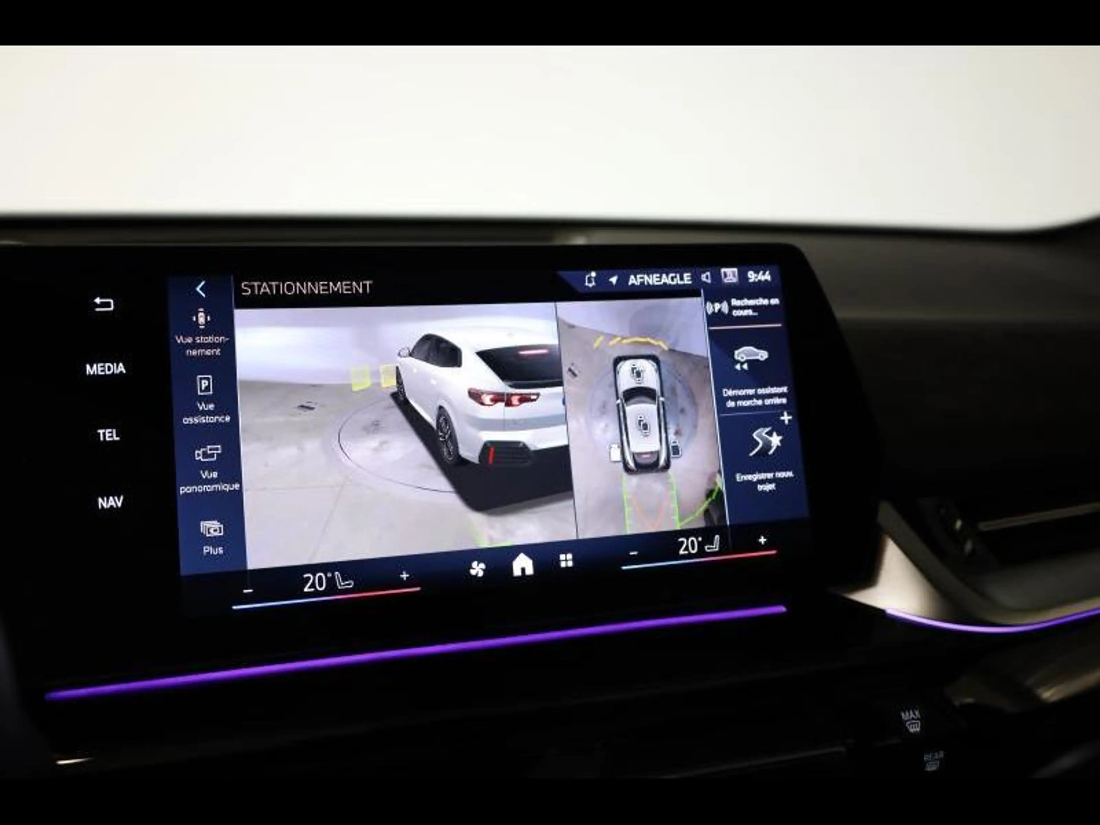 BMW iX2 eDrive20 Kit M Sport — photo 15