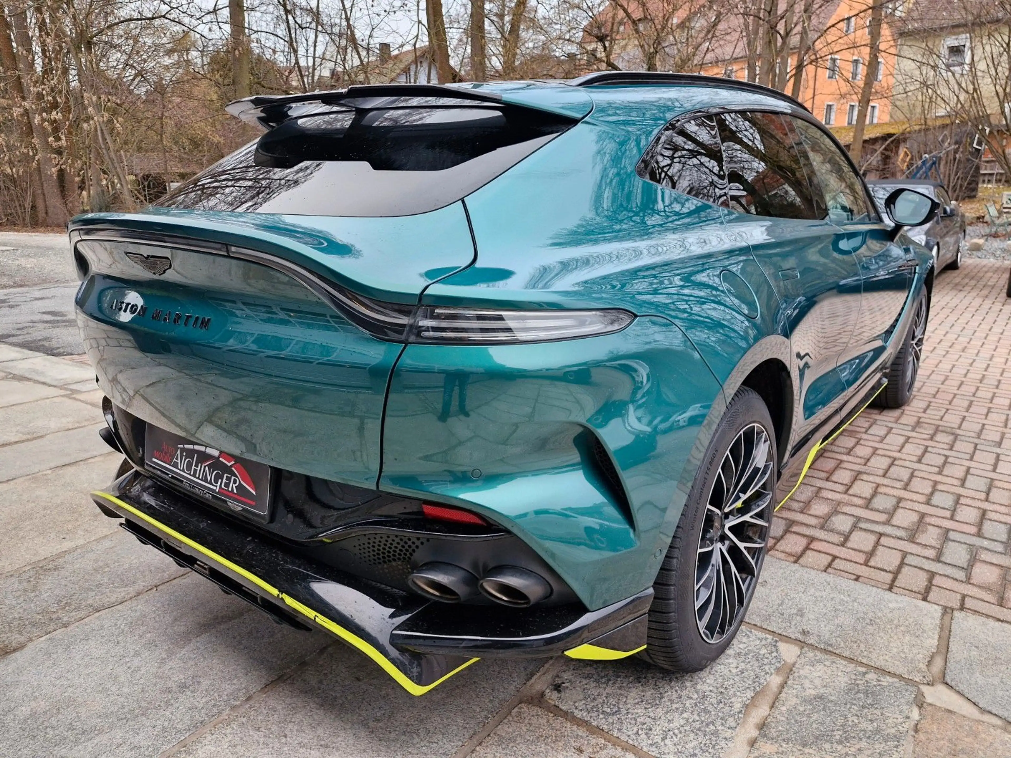 Aston Martin DBX 707 1.Hand 8-Fach Carbon Panorama — photo 5