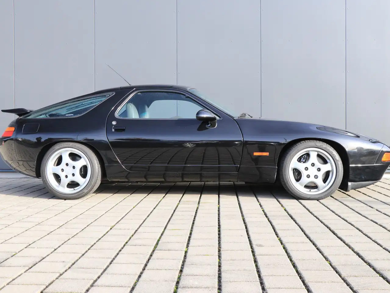 Porsche 928 GTS, foto 4