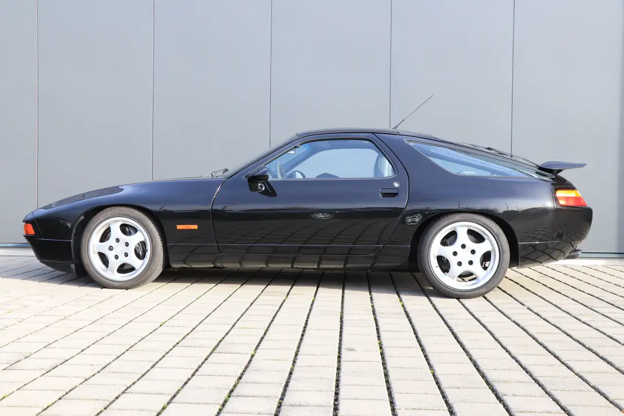 Porsche 928 GTS, foto 7