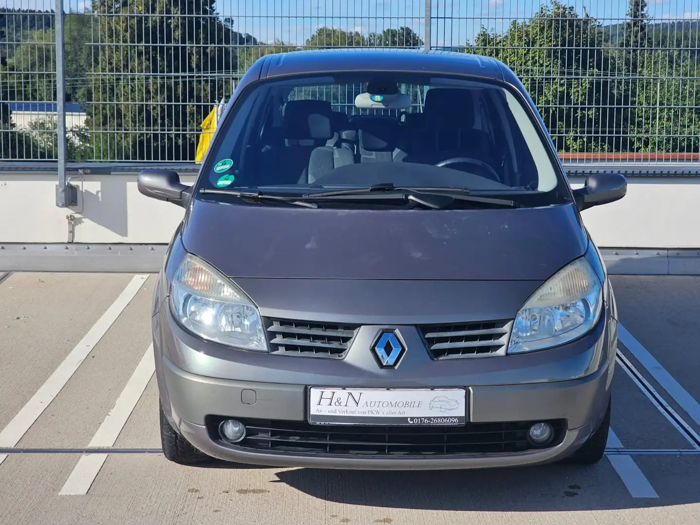 Renault Grand Scenic 1.6 16V Luxe*Orig.96000KM*7-Sitzer*HU/AU NEU*Klima Grau - 2