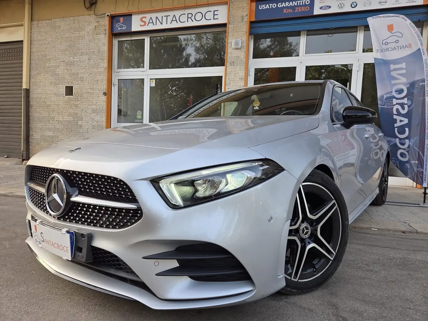 Mercedes-Benz A 180 CLASSE A 180 d PREMIUM 2021 AMG solo 60.000Km Gris - 1