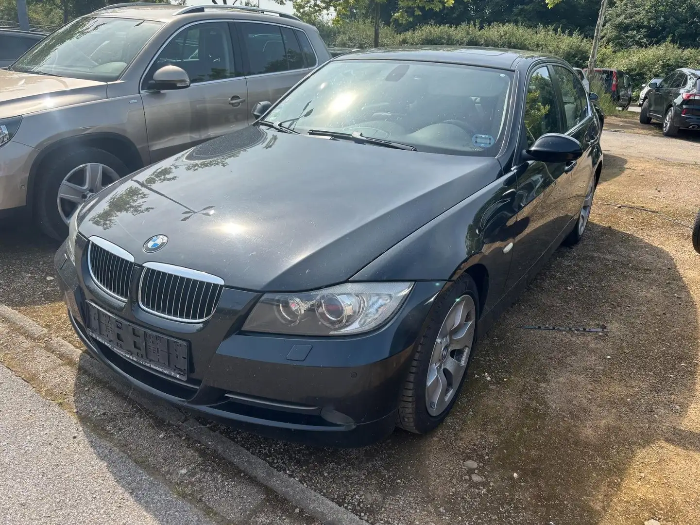 BMW 330 d Lim./Xenon/Keyless/Leder/AHK/Schiebdach/PDC Negro - 1