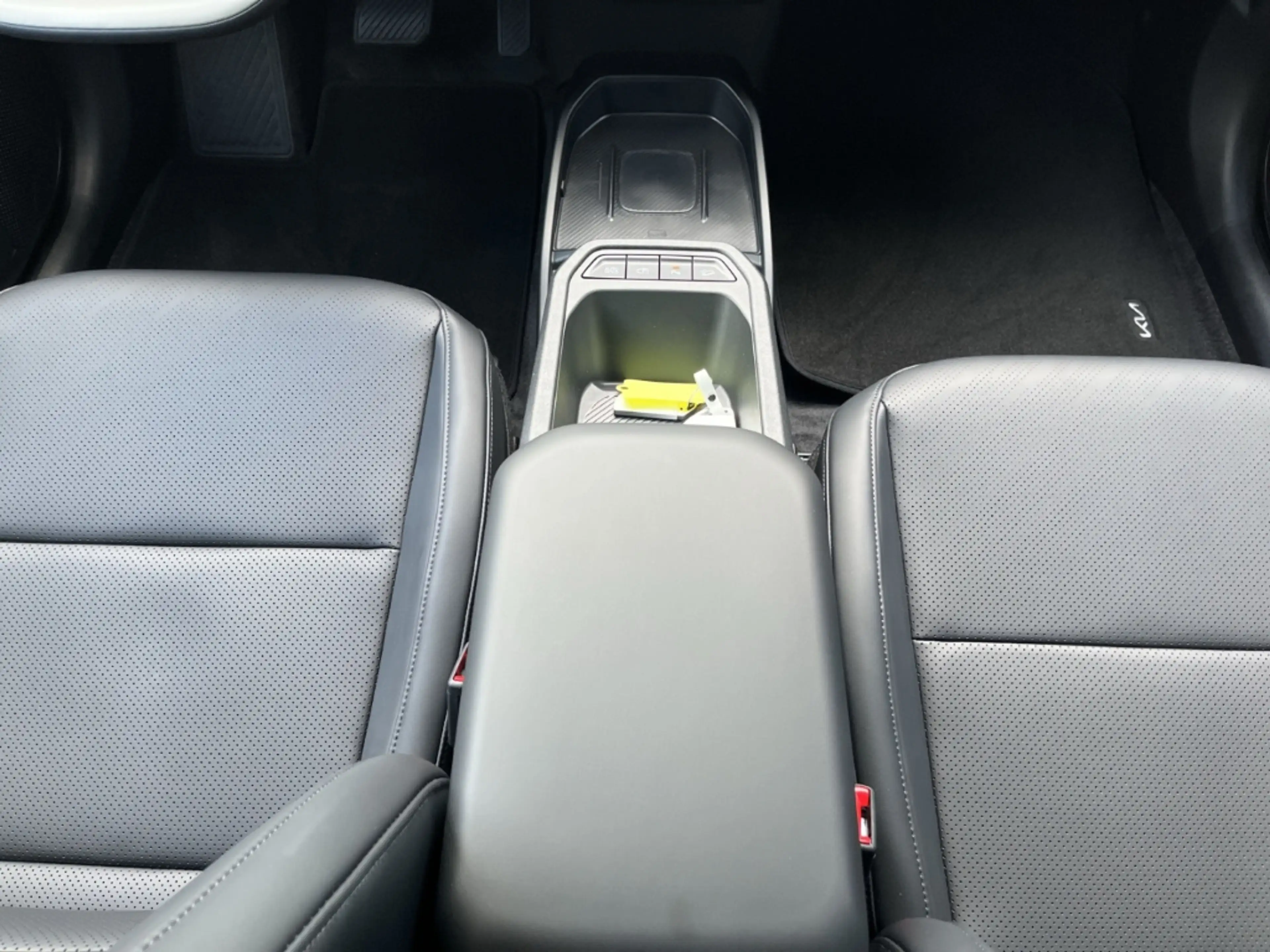 Kia EV4 81,4 kWh EARTH / UPE: 54.145,- € / AHK UP TE WIC D — photo 12