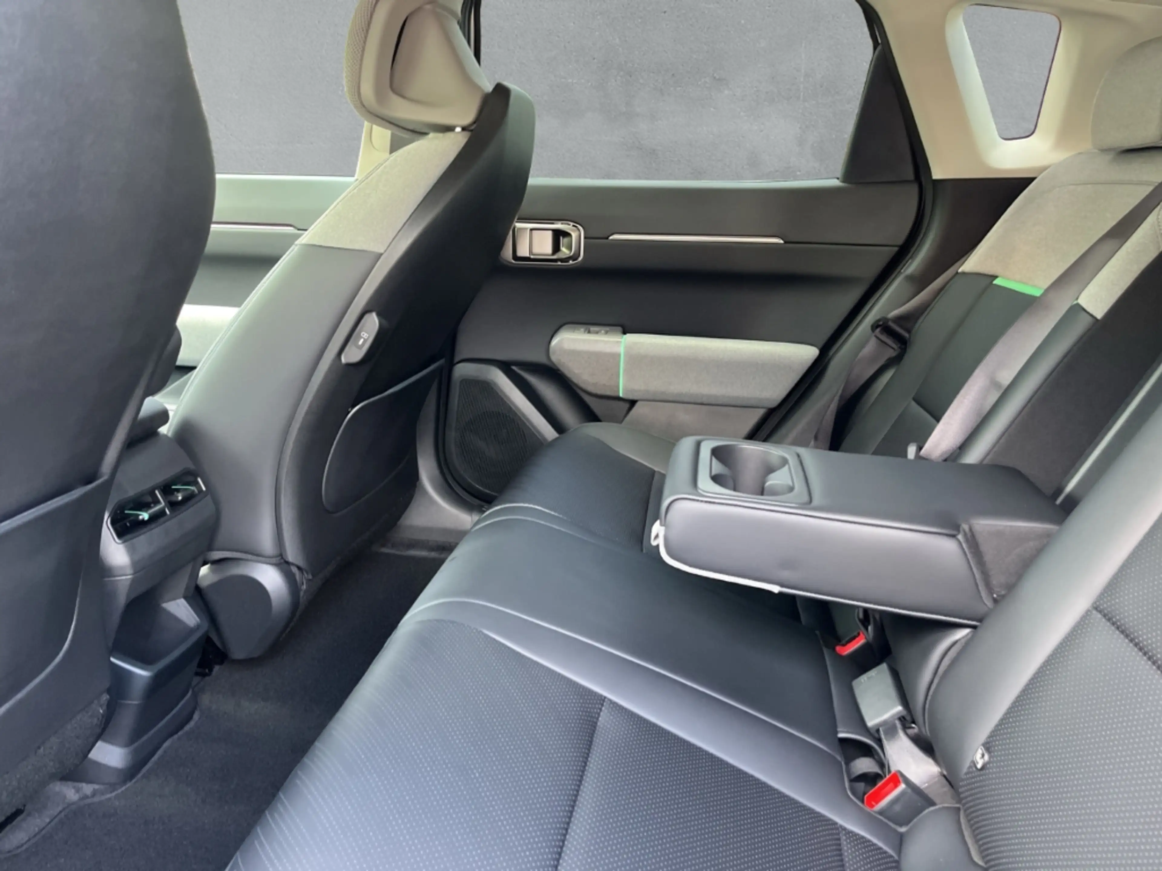 Kia EV4 81,4 kWh EARTH / UPE: 54.145,- € / AHK UP TE WIC D — photo 9
