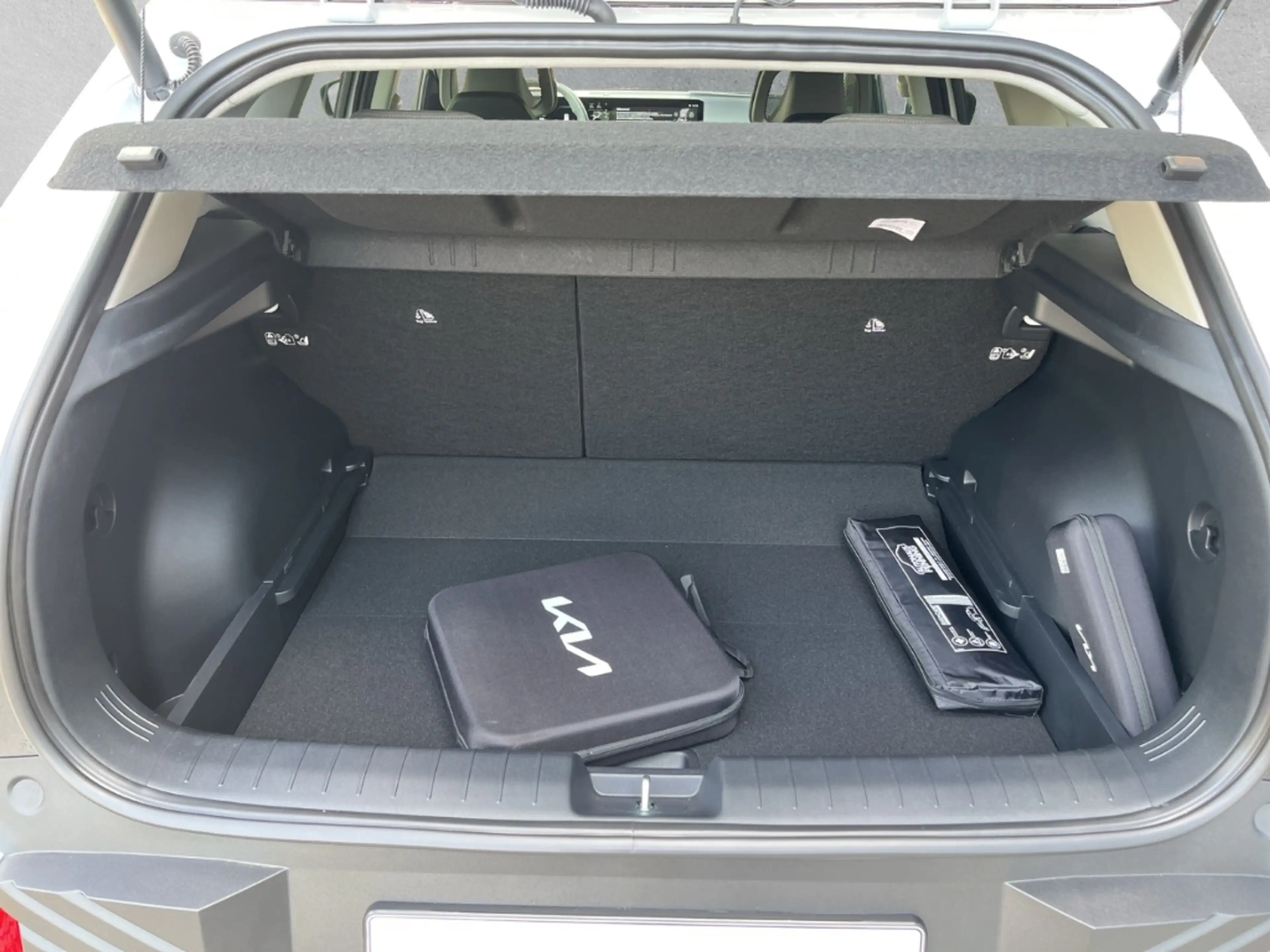 Kia EV4 81,4 kWh EARTH / UPE: 54.145,- € / AHK UP TE WIC D — photo 6