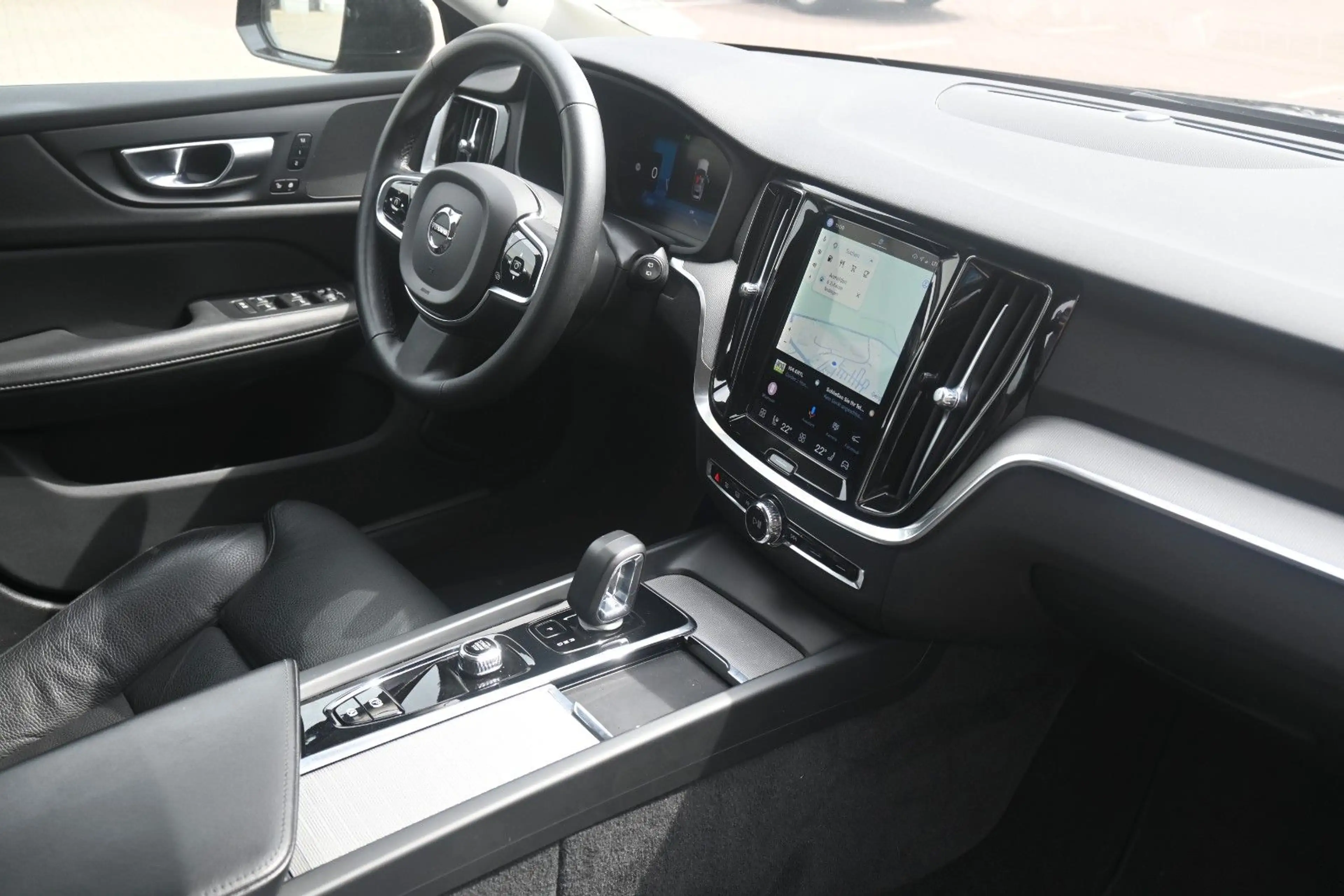 Volvo V60 Cross Country B4D AWD Plus*FSHZG*ACC*BLIS — photo 12