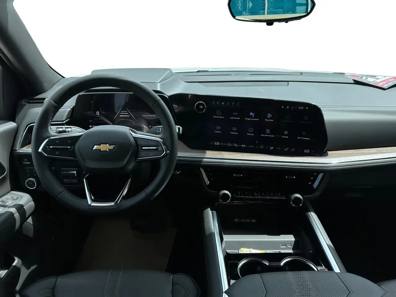 Chevrolet Tahoe снимка Chevrolet Tahoe