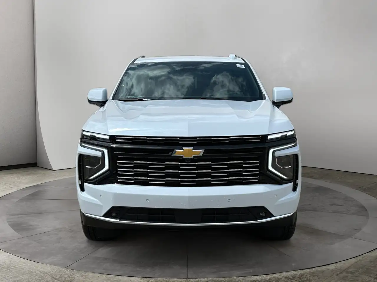 Chevrolet Tahoe снимка Chevrolet Tahoe