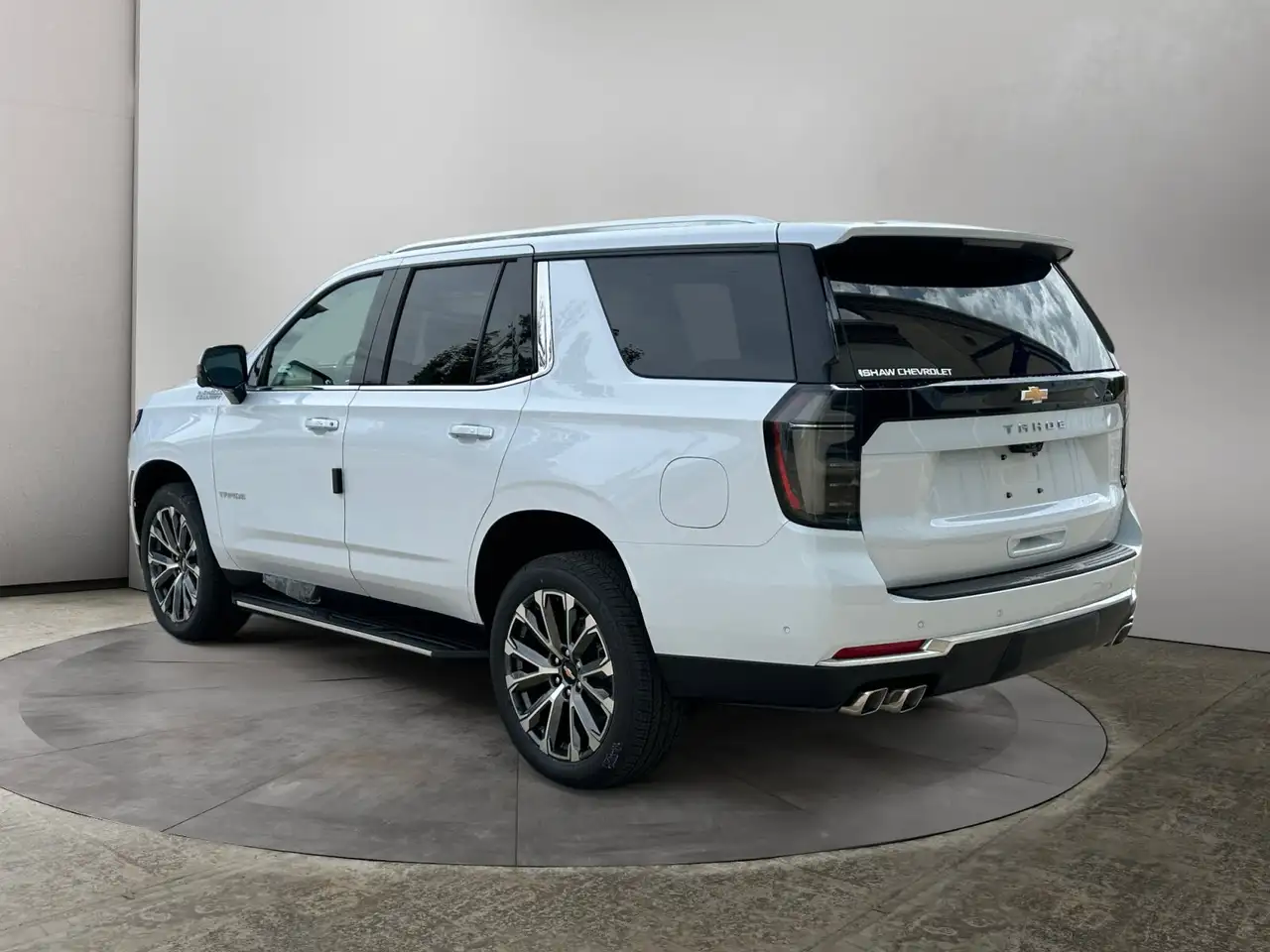 Chevrolet Tahoe снимка Chevrolet Tahoe