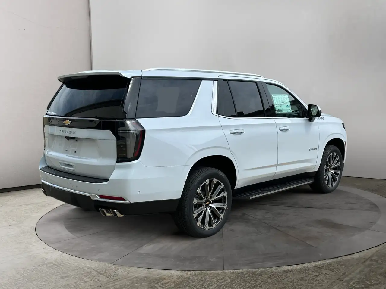 Chevrolet Tahoe снимка Chevrolet Tahoe
