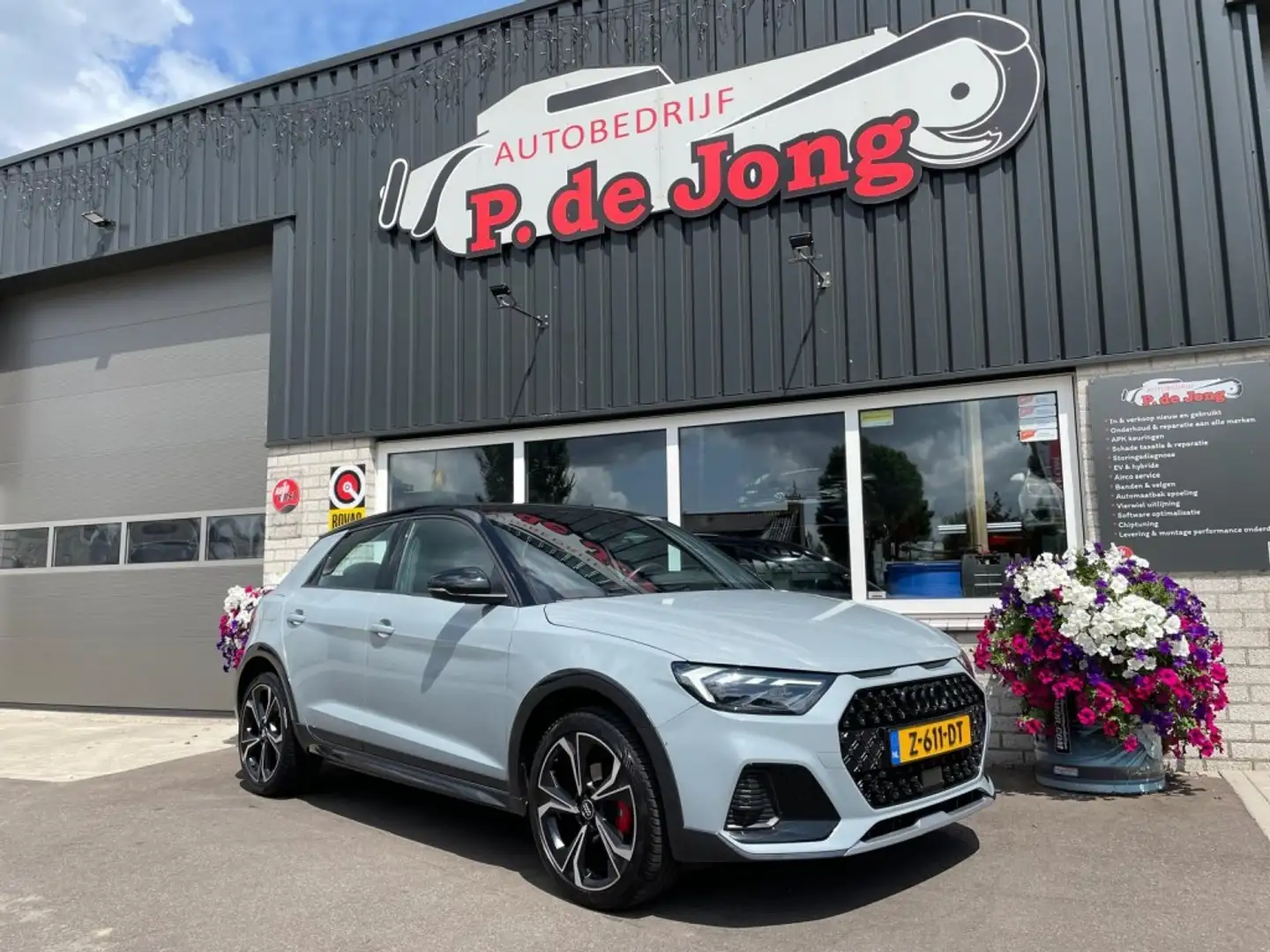 Audi A1 Citycarver / Allstreet 35 TFSI EPIC Edition One, S Grijs - 2