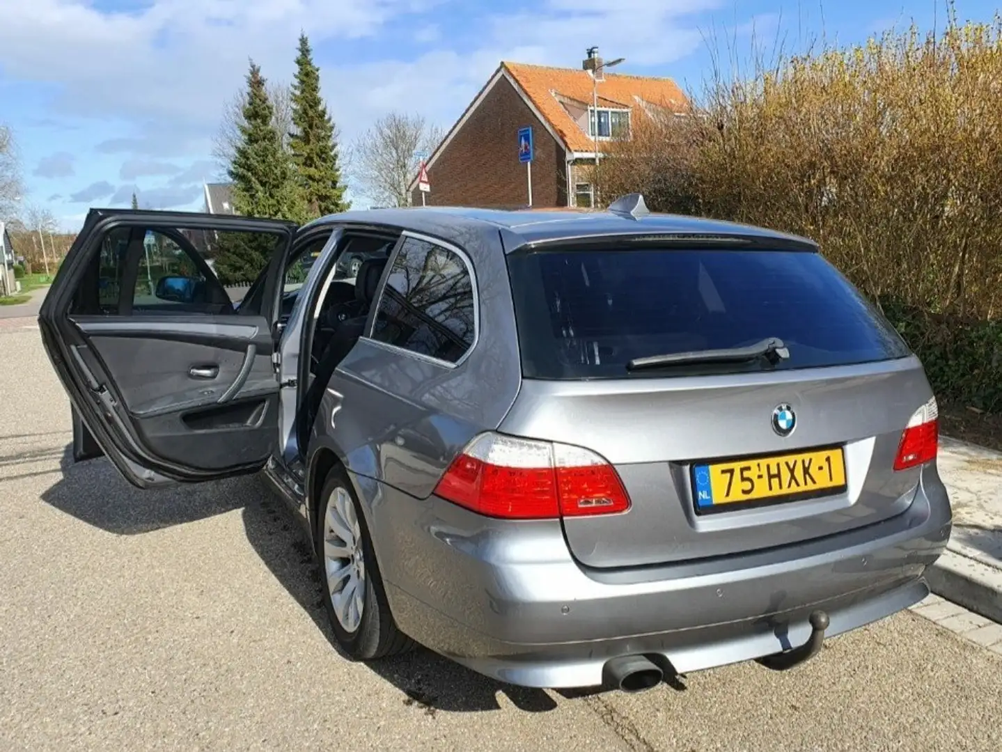 BMW 520 520i Business Line Zwart - 2