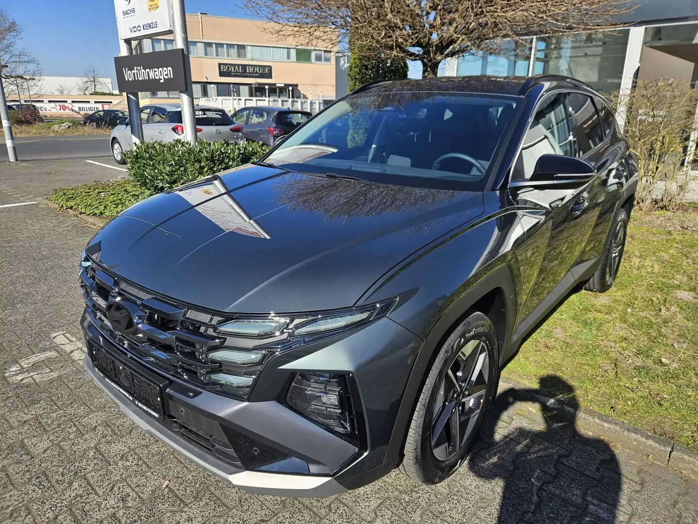 Hyundai TUCSON 1.6 T-GDi HEV 4WD Trend Grün - 1