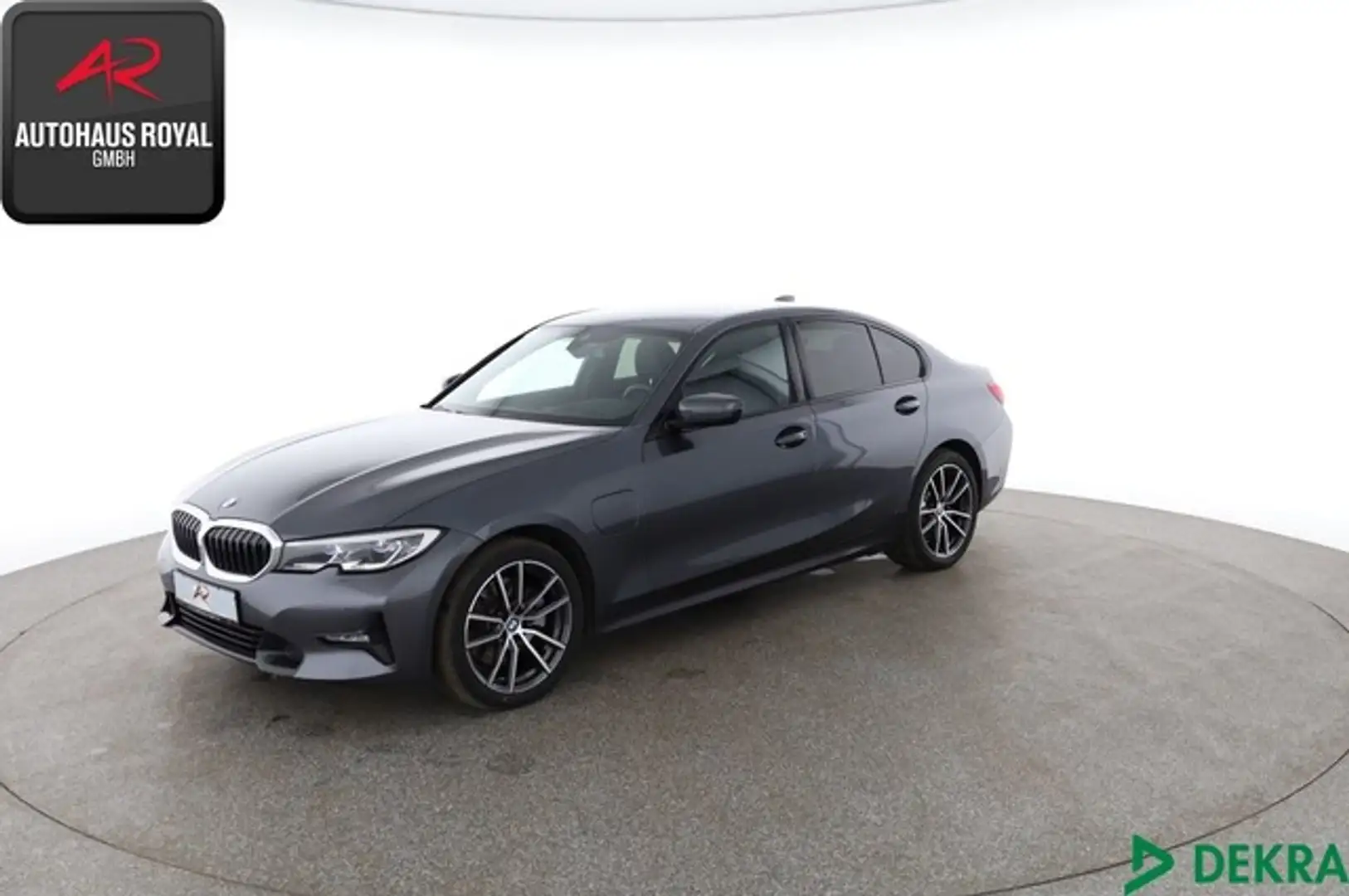 BMW 320 e M LENKRAD LASER,HEADUP,KAMERA,KEYLESS,1.HD Grau - 1