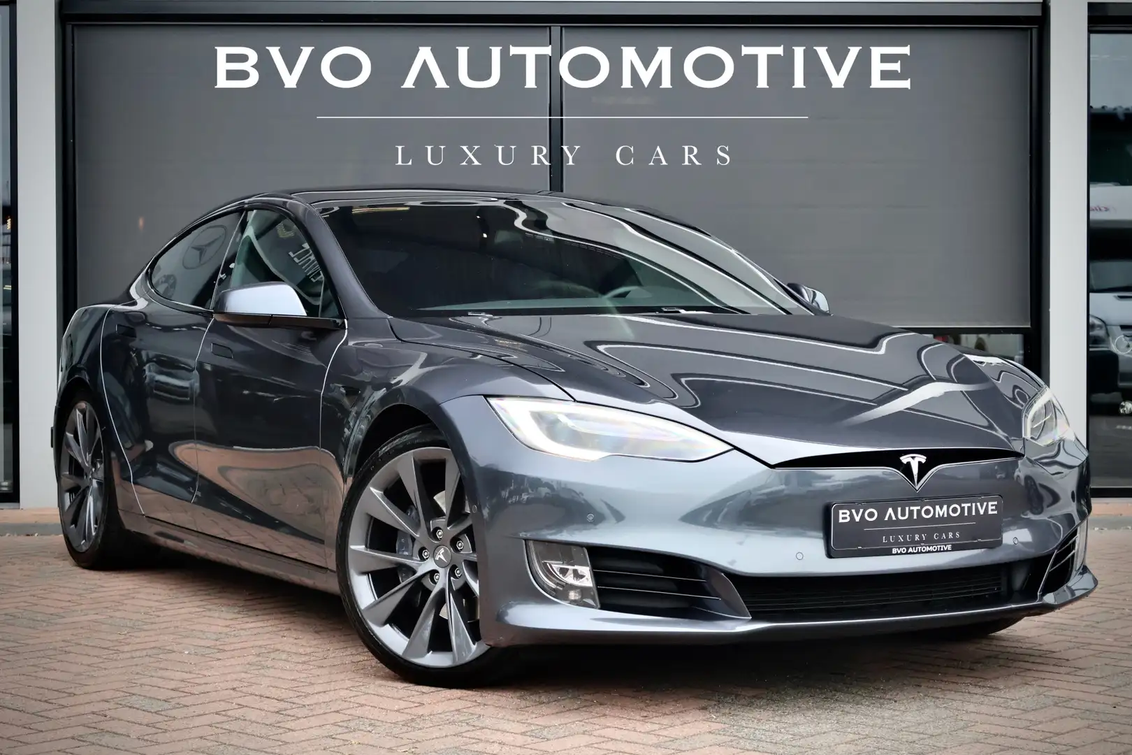 Tesla Model S 90D €24.750 ex btw Autopilot Pano Luchtvering Alca Grijs - 1