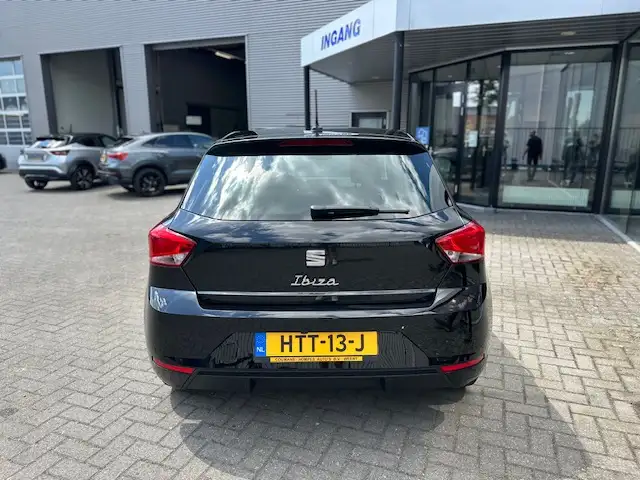 Seat Ibiza view 8
