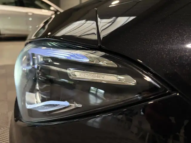 Mercedes-Benz Cla view 5